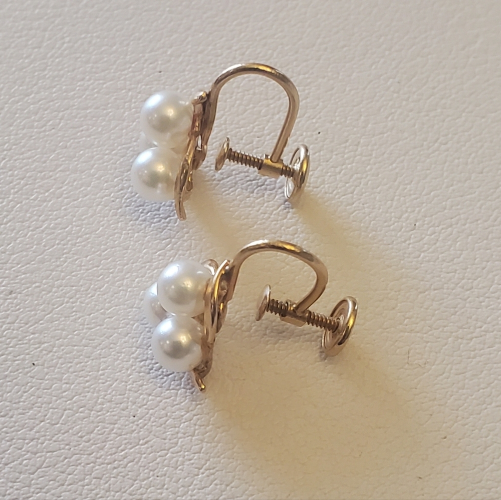 14K Gold Pearl Screw On Earrings